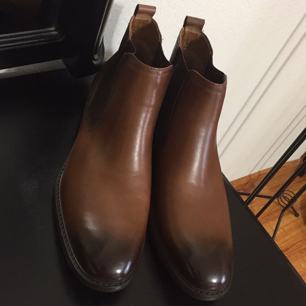 Men’s STEVE MADDEN boot size 11 BNWOT